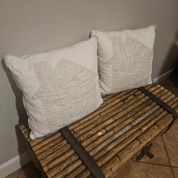 Home Sweet Home 2 Throw Pillows 15" x 16" - Picture 1 of 6